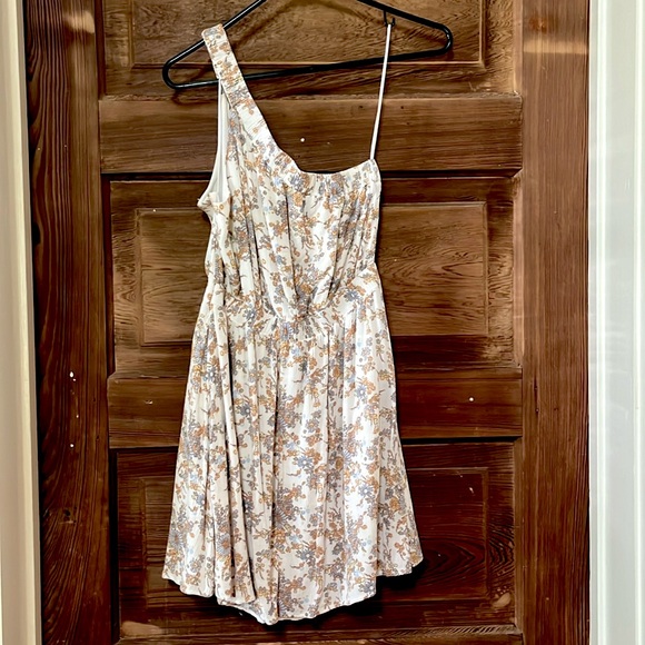 Abercrombie floral one shoulder dress - Picture 1 of 3